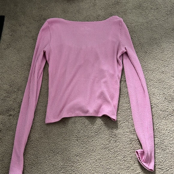 Holister Co. Women’s Pink Long Sleeve - Picture 4 of 4